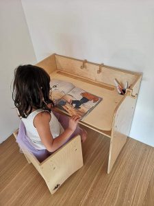 Scrivania e sedia regolabili - immagine 10